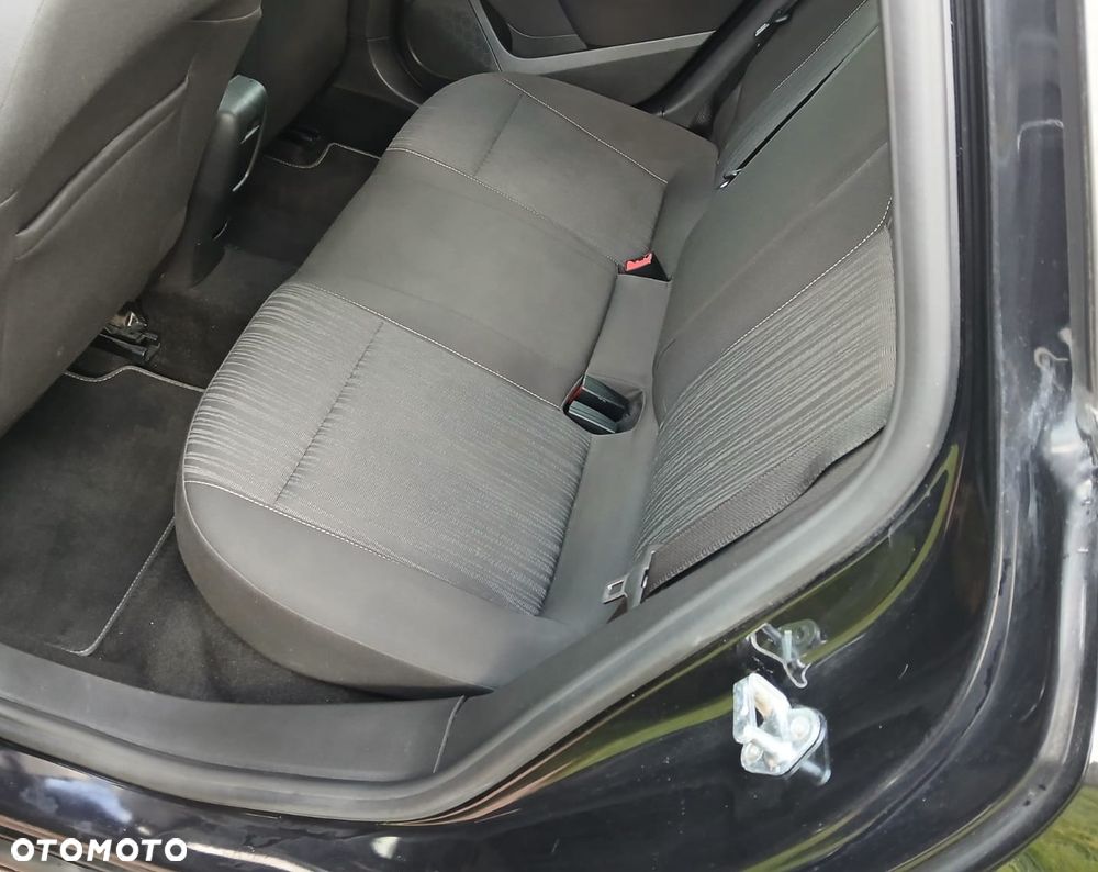 Opel Astra 1.6 - 8