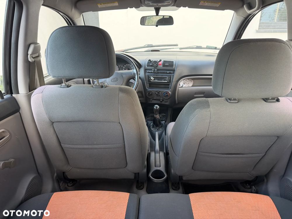 Kia Picanto 1.1 - 7