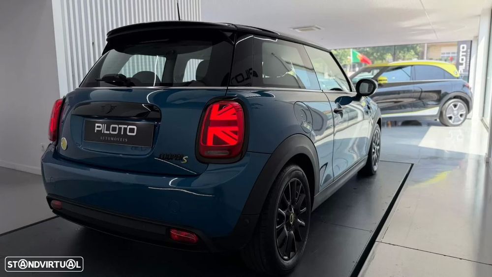 MINI 3 Portas Cooper SE Premium Essential - 12