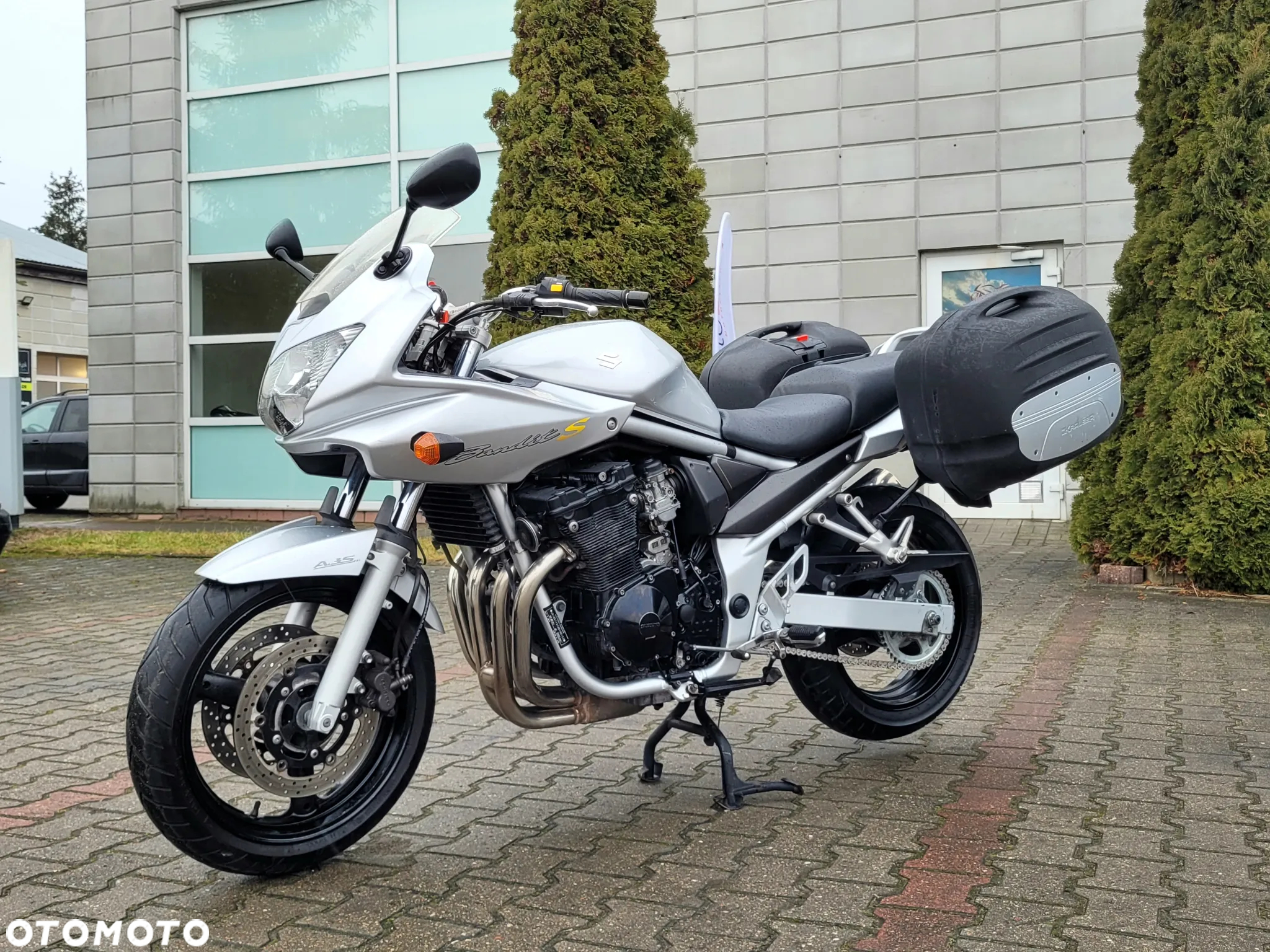 Suzuki GS - 9