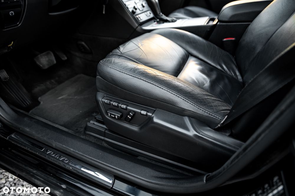 Volvo XC 90 D5 Executive - 18