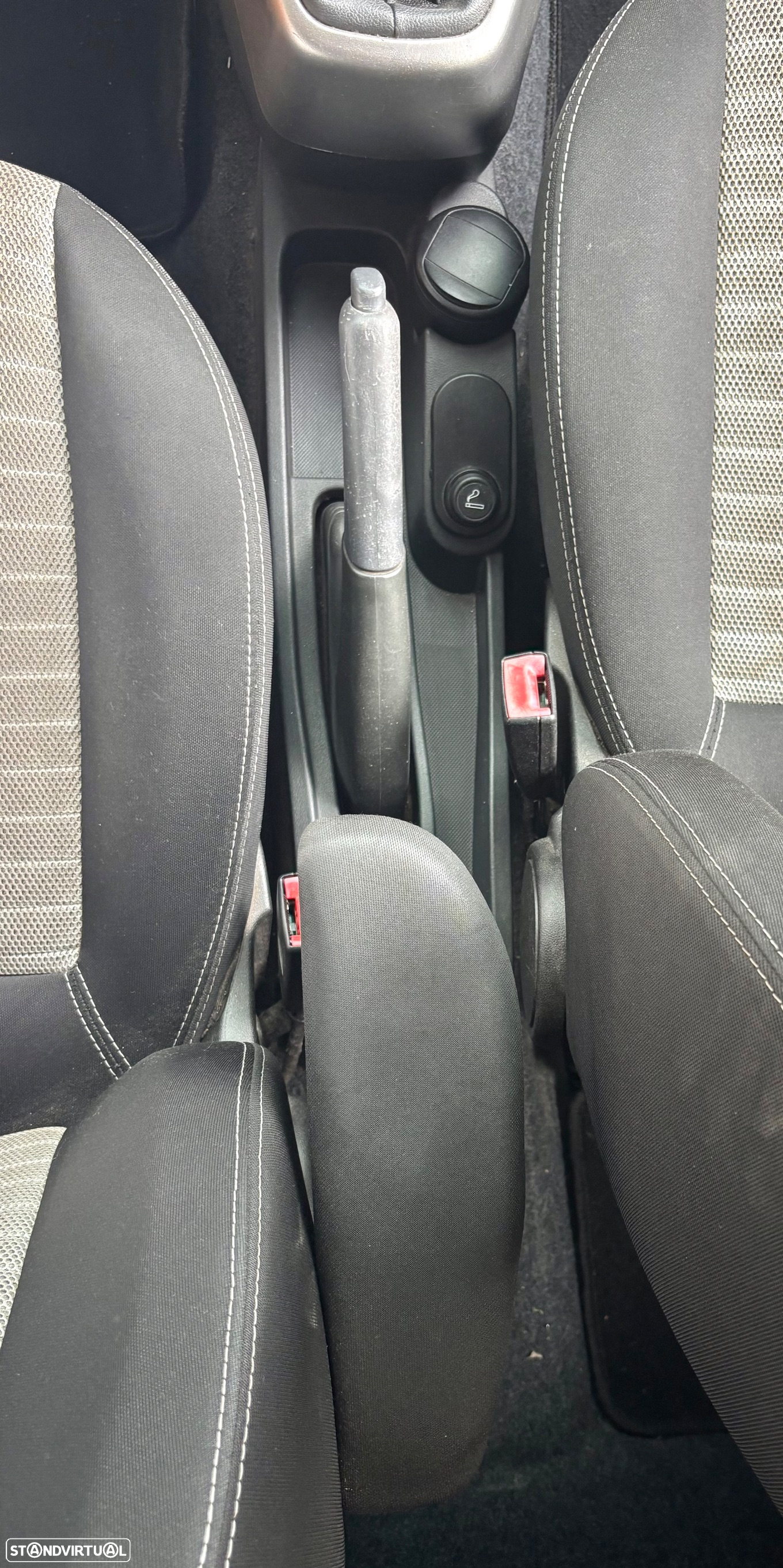 Fiat Fiorino 1.3 M-Jet - 16
