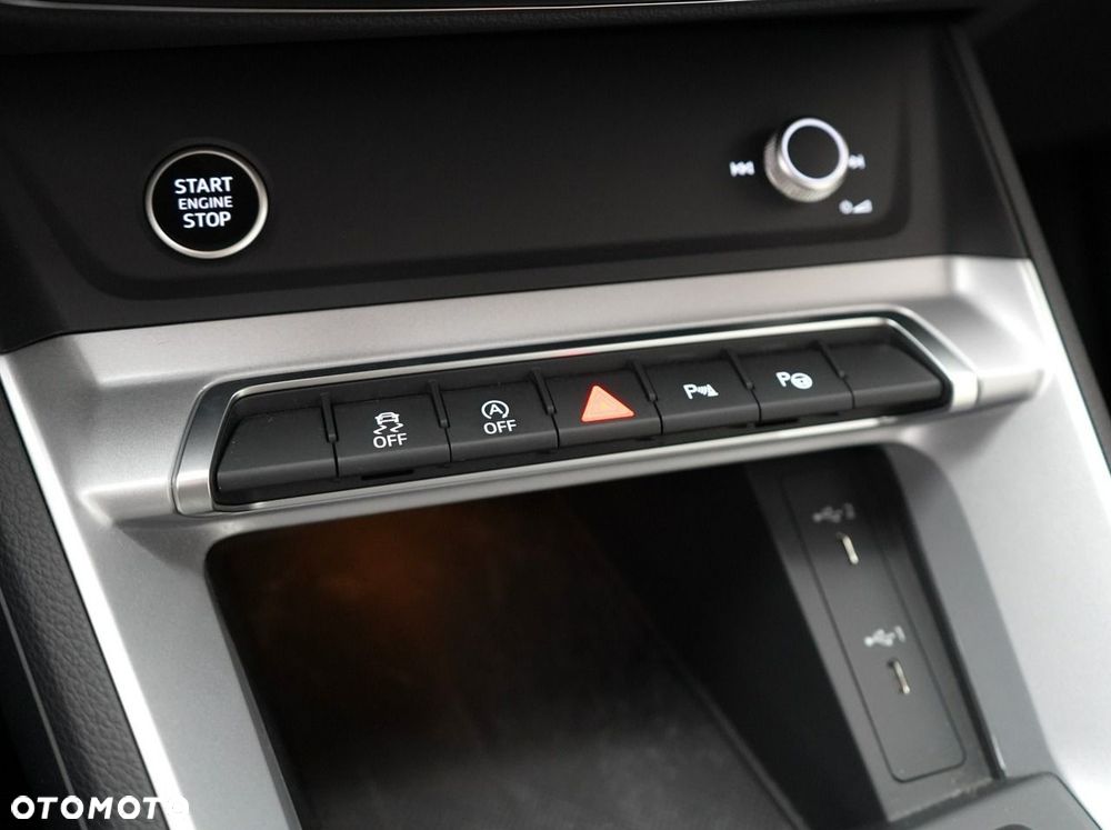 Audi Q3 - 23