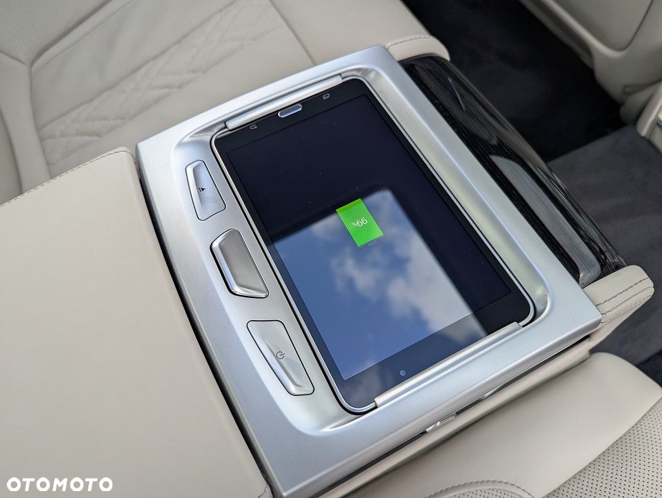 BMW Seria 7 750Ld xDrive - 36