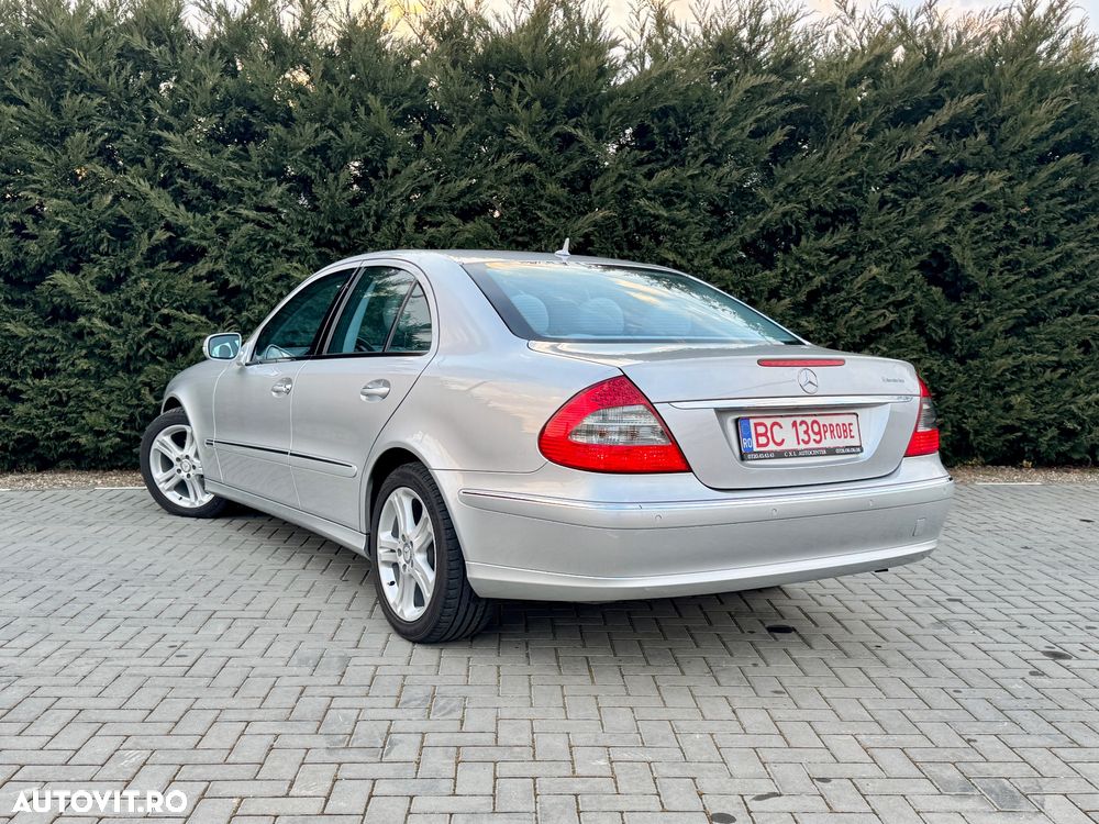 Mercedes-Benz E - 26