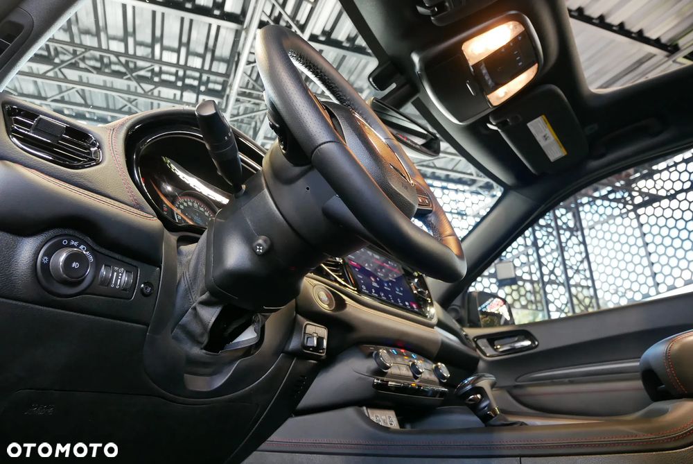 Dodge Durango 5.7 R/T - 24