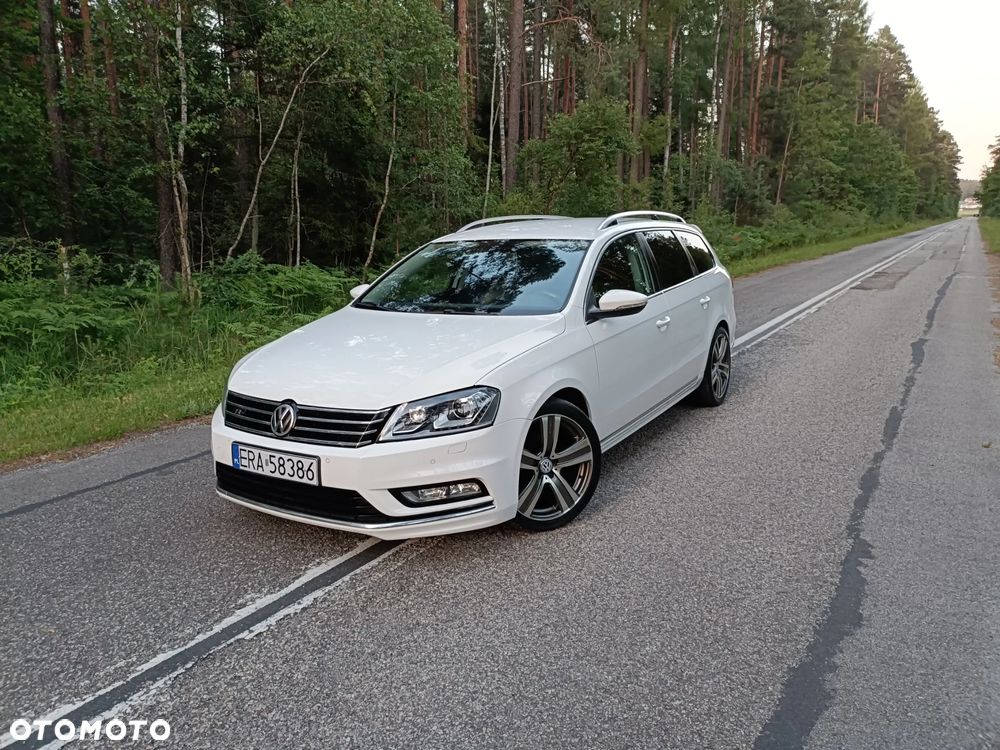 Volkswagen Passat 2.0 TDI Highline R-Style DSG - 33
