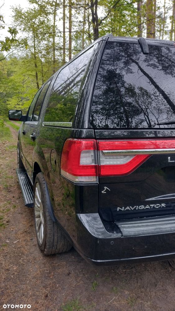 Lincoln Navigator - 12