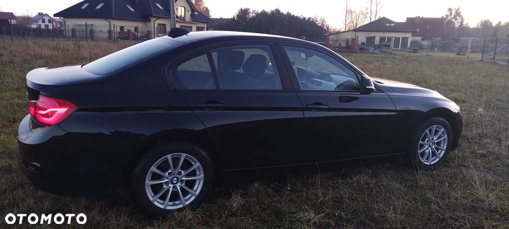 BMW Seria 3 318i Advantage - 6