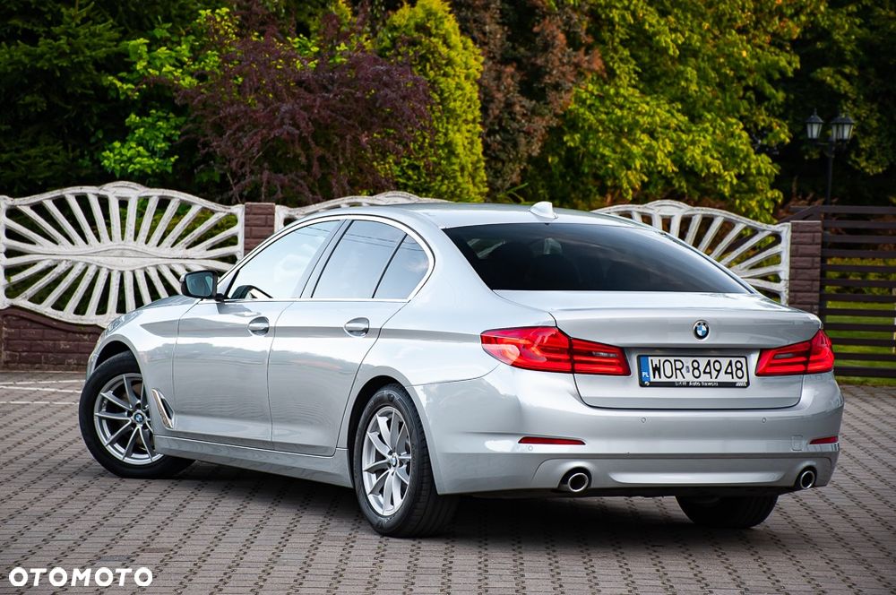 BMW Seria 5 520d Luxury Line - 15