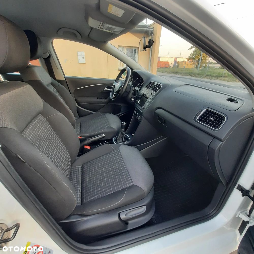 Volkswagen Polo 1.2 TSI BMT Comfortline - 17
