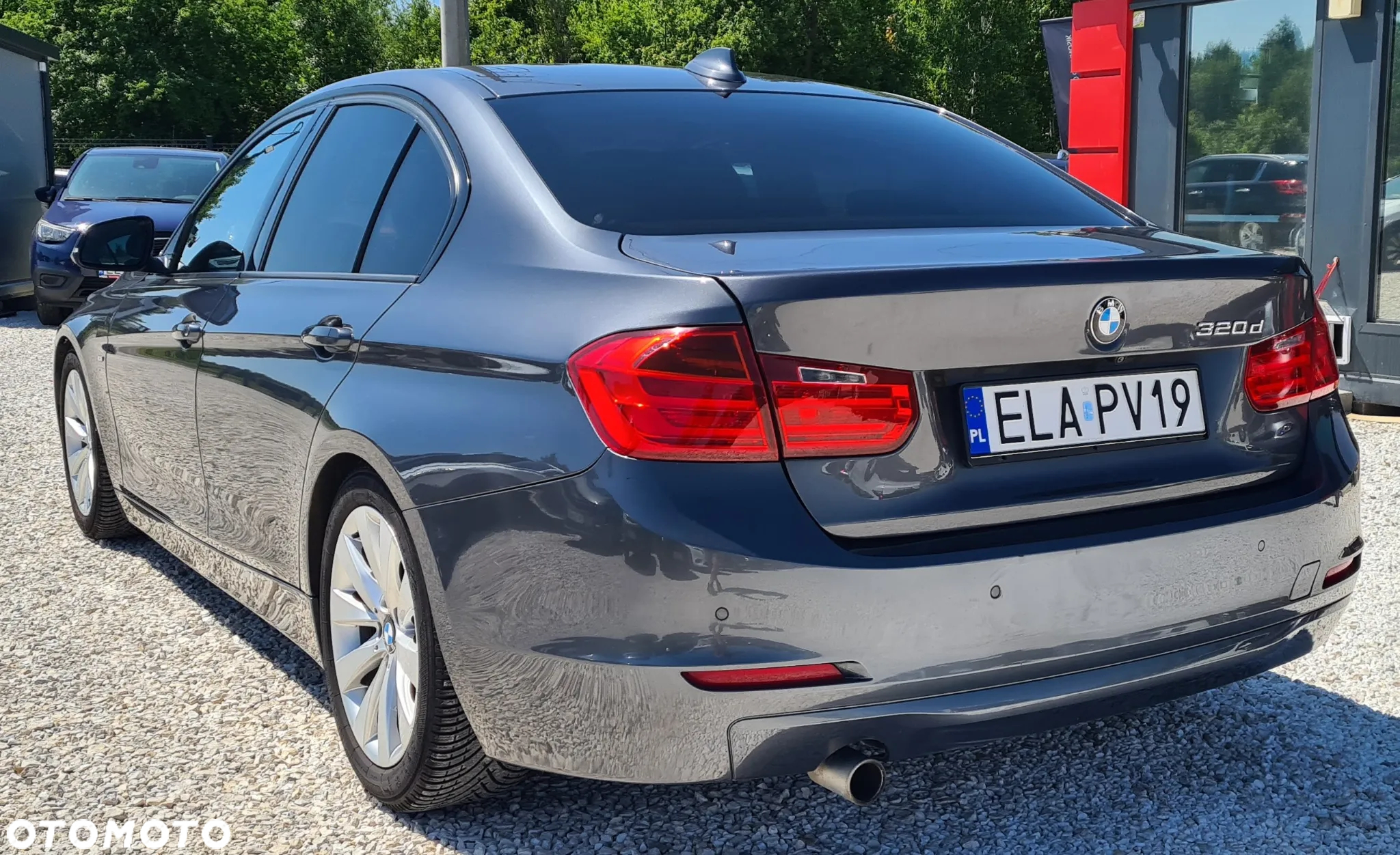 BMW Seria 3 - 38