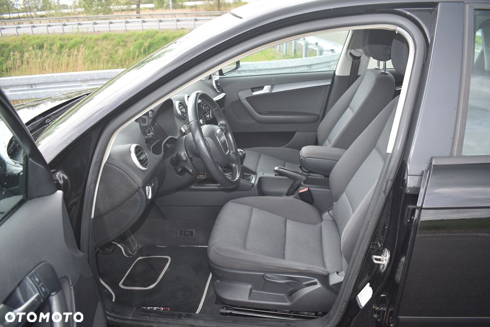 Audi A3 Sportback 1.4 TFSI Ambition - 9