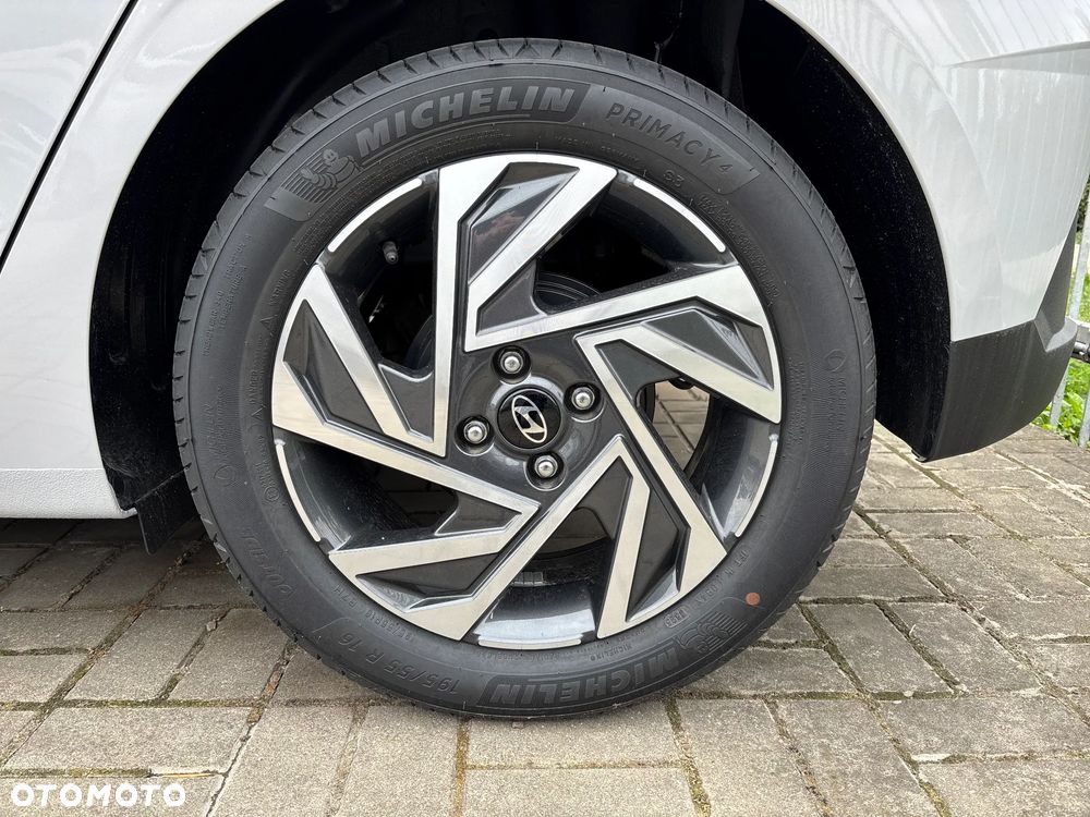 Hyundai i20 1.2 Modern - 16