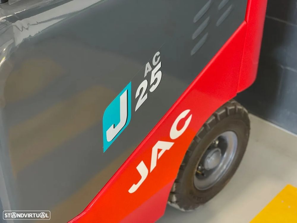 JAC CPD25J Empilhador Elétrico - 4