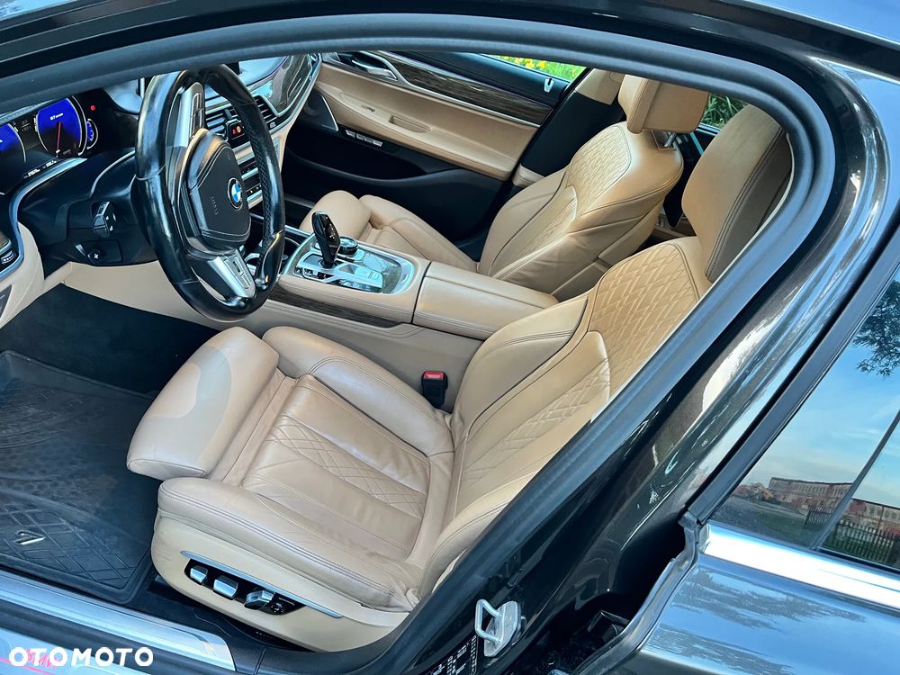 BMW Seria 7 730d xDrive - 13