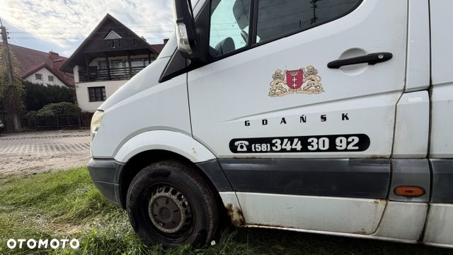 Mercedes-Benz Sprinter - 6