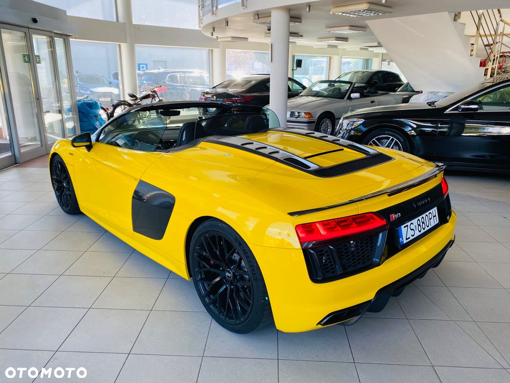 Audi R8 Spyder 5.2 FSI Quattro - 11