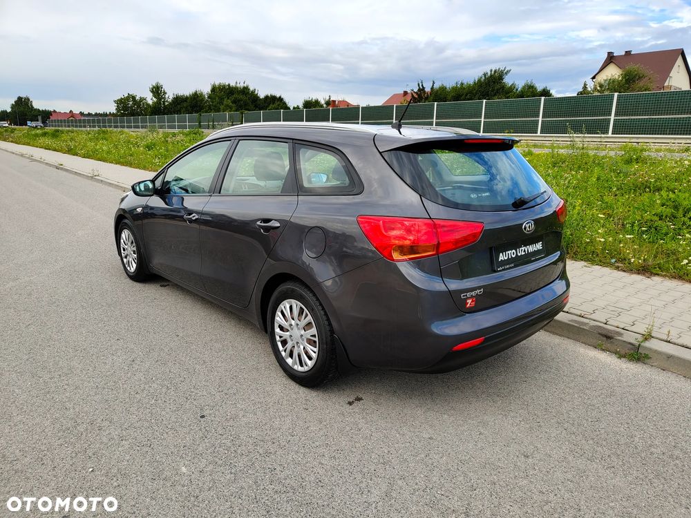 Kia Ceed 1.6 CRDi M - 11