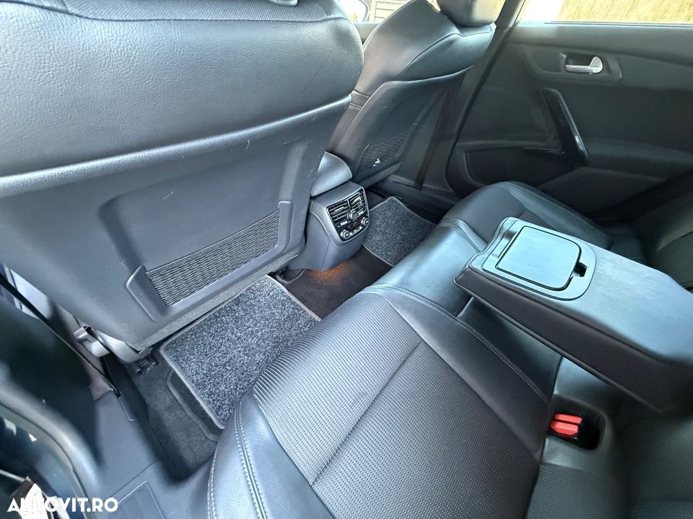 Peugeot 508 RXH Hybrid - 10