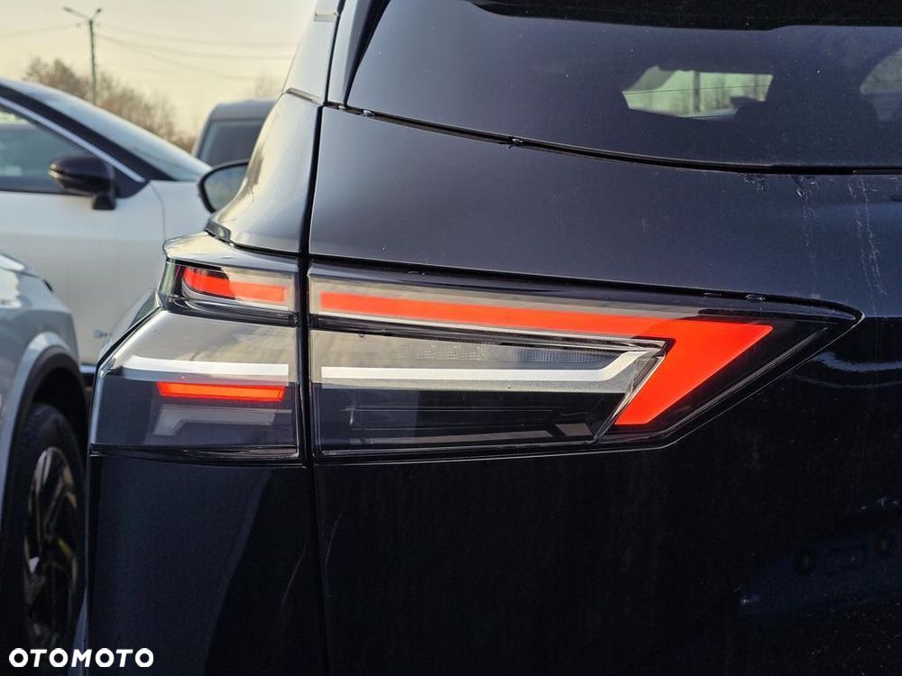 Nissan Qashqai 1.3 DIG-T MHEV N-Connecta Xtronic - 23