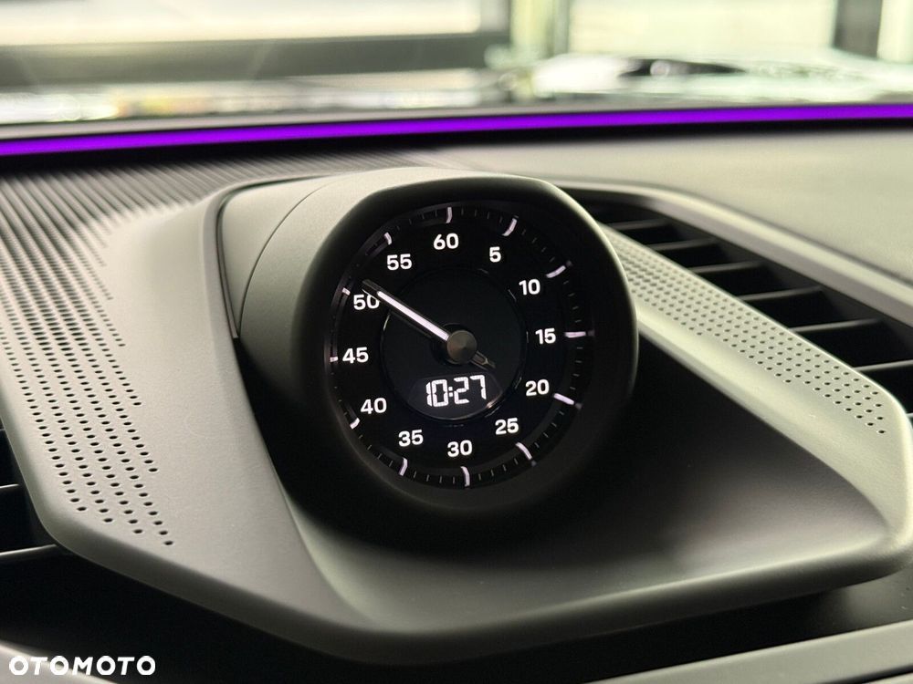 Porsche Cayenne - 25