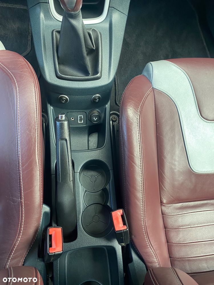 Ford Fiesta - 10