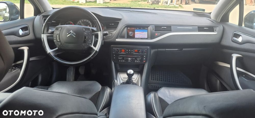 Citroën C5 HDi 135 FAP Exclusive - 26