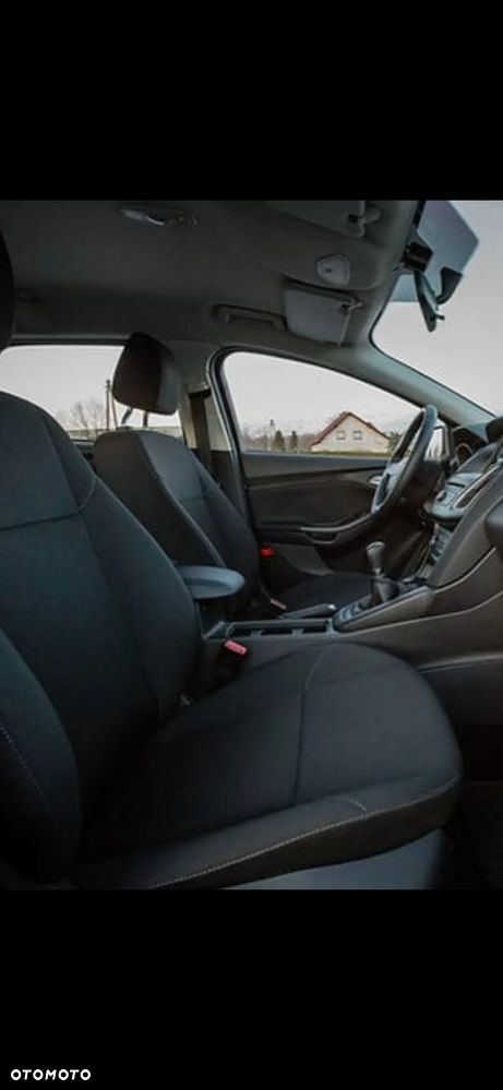 Ford Focus 1.6 SYNC Edition - 18