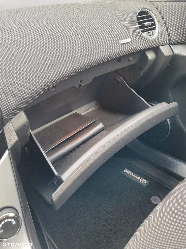 Chevrolet Cruze 1.7TD LT+ - 14