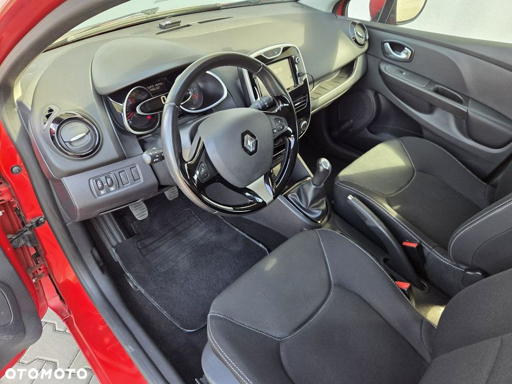 Renault Clio - 7