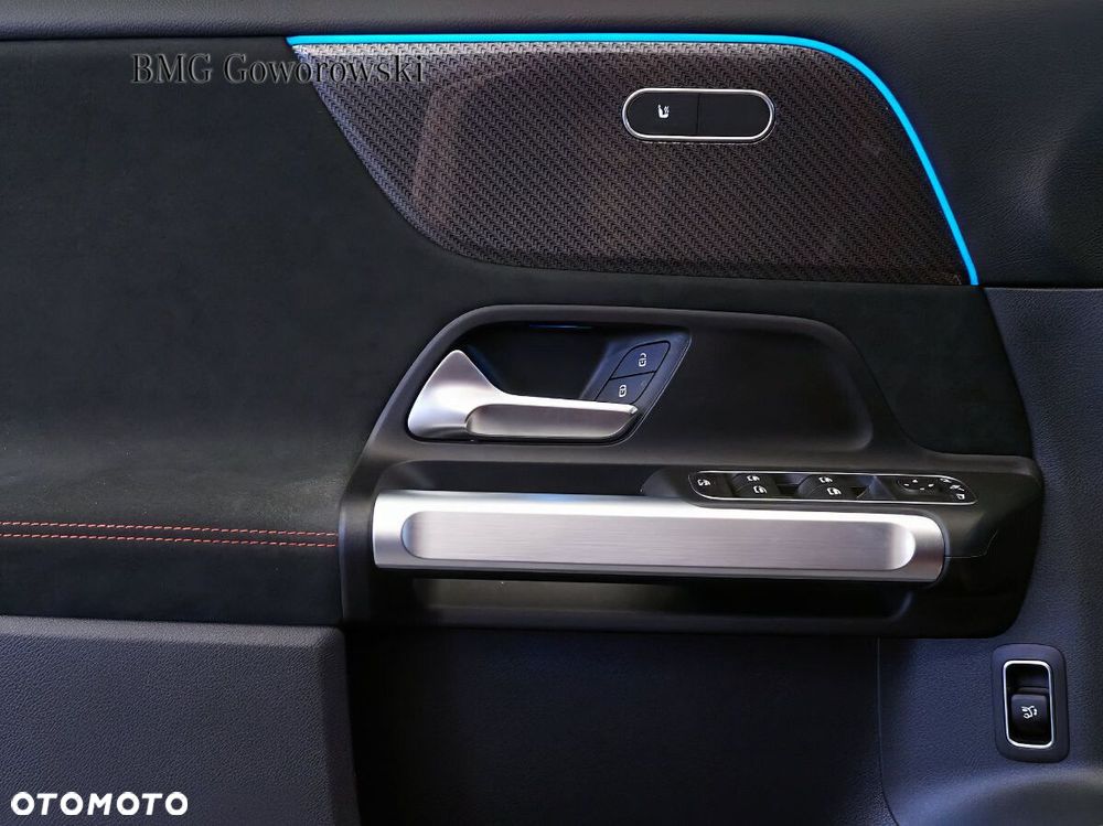 Mercedes-Benz GLB - 7