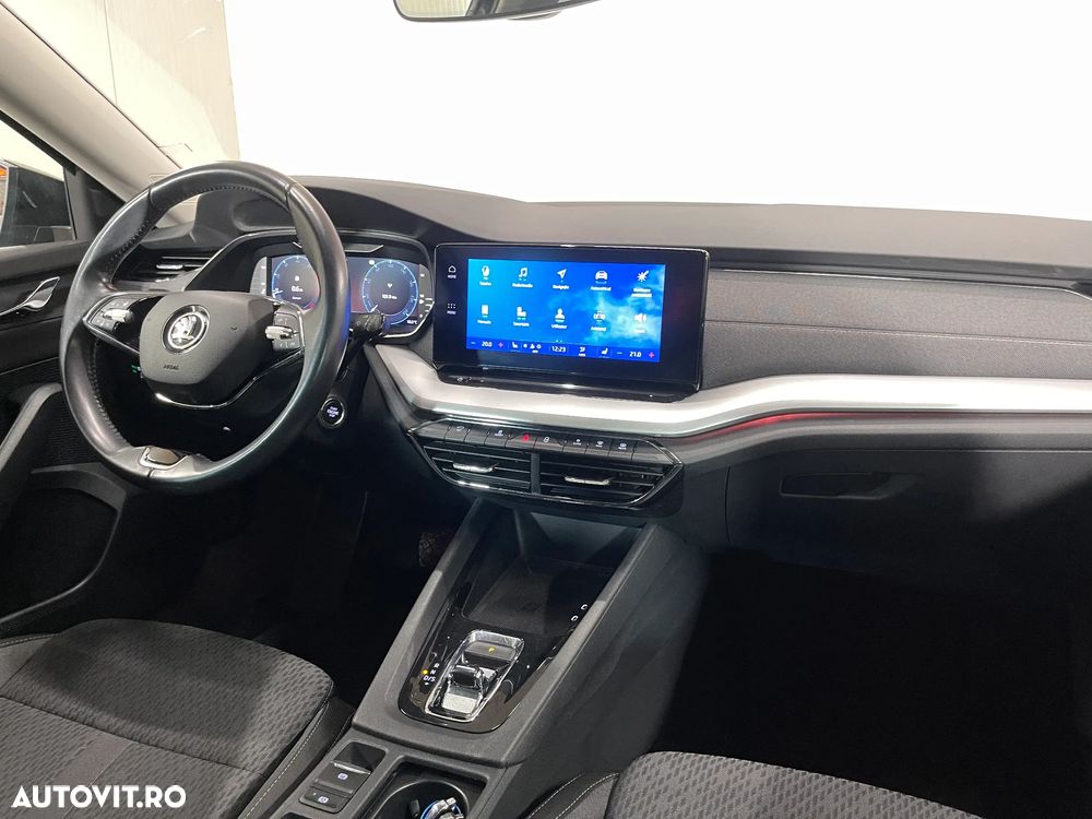 Skoda Octavia 2.0 TDI DSG Style - 8