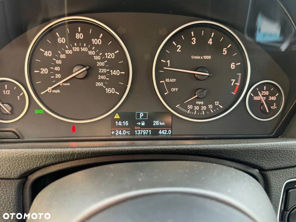 BMW Seria 3 320i Sport Line - 8