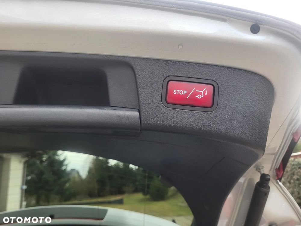 Mercedes-Benz GLA 220 d 7G-DCT AMG Line - 9