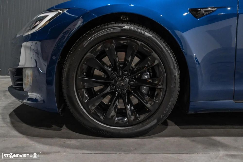 Tesla Model S 75 - 27