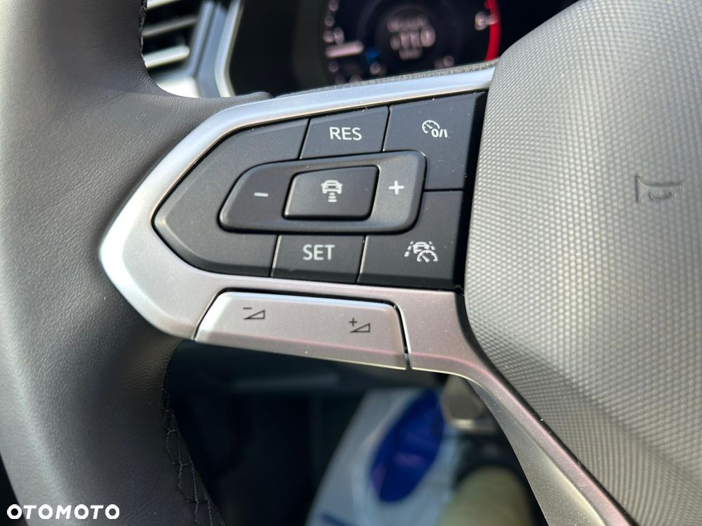 Volkswagen Passat - 15