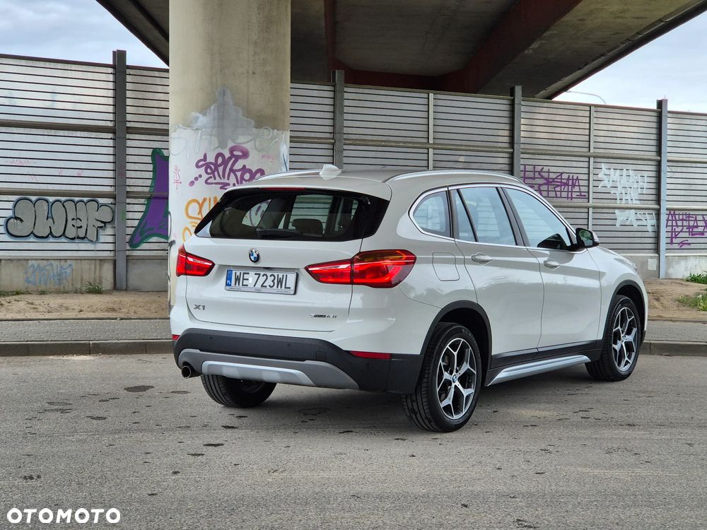 BMW X1 sDrive18i GPF Advantage - 9