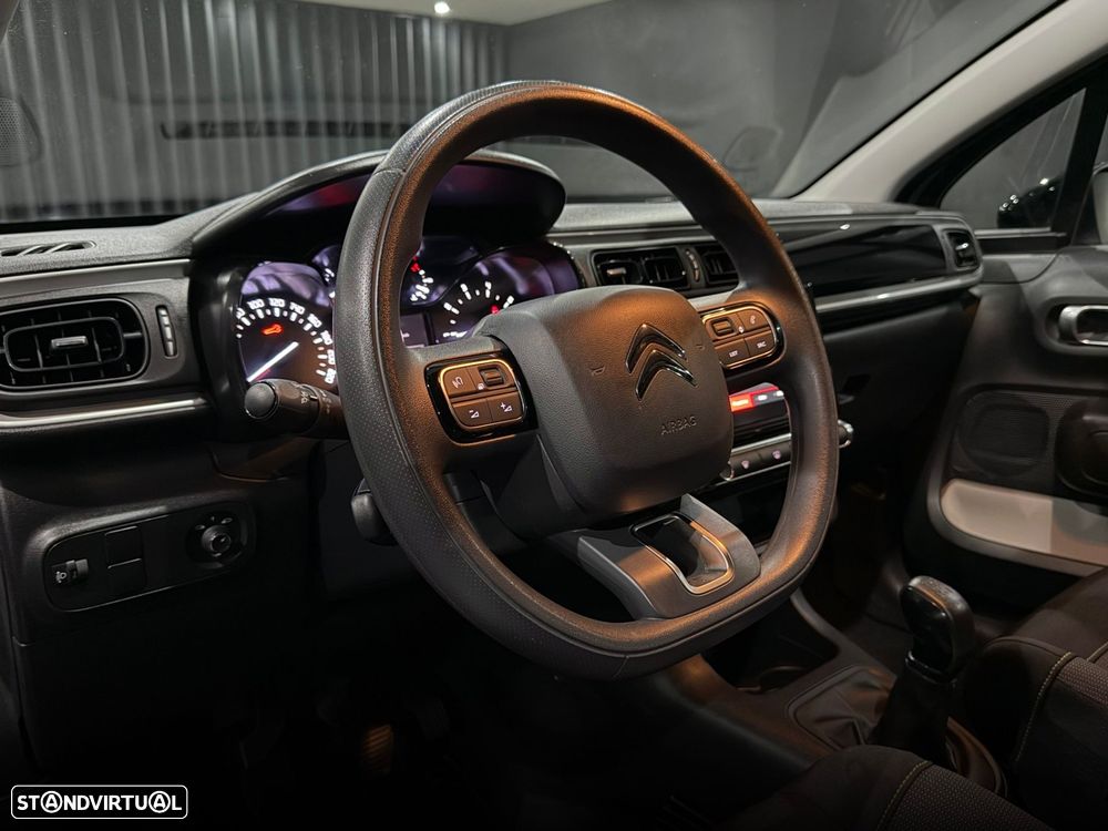 Citroën C3 1.2 PureTech Shine - 13