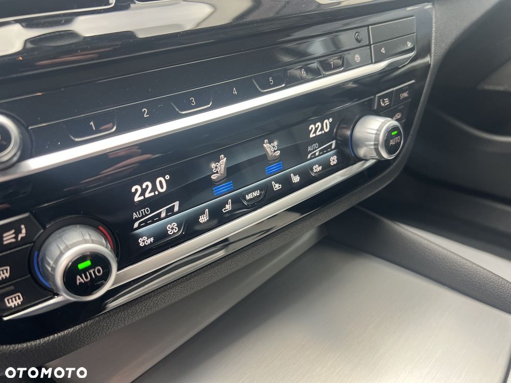 BMW Seria 5 - 26