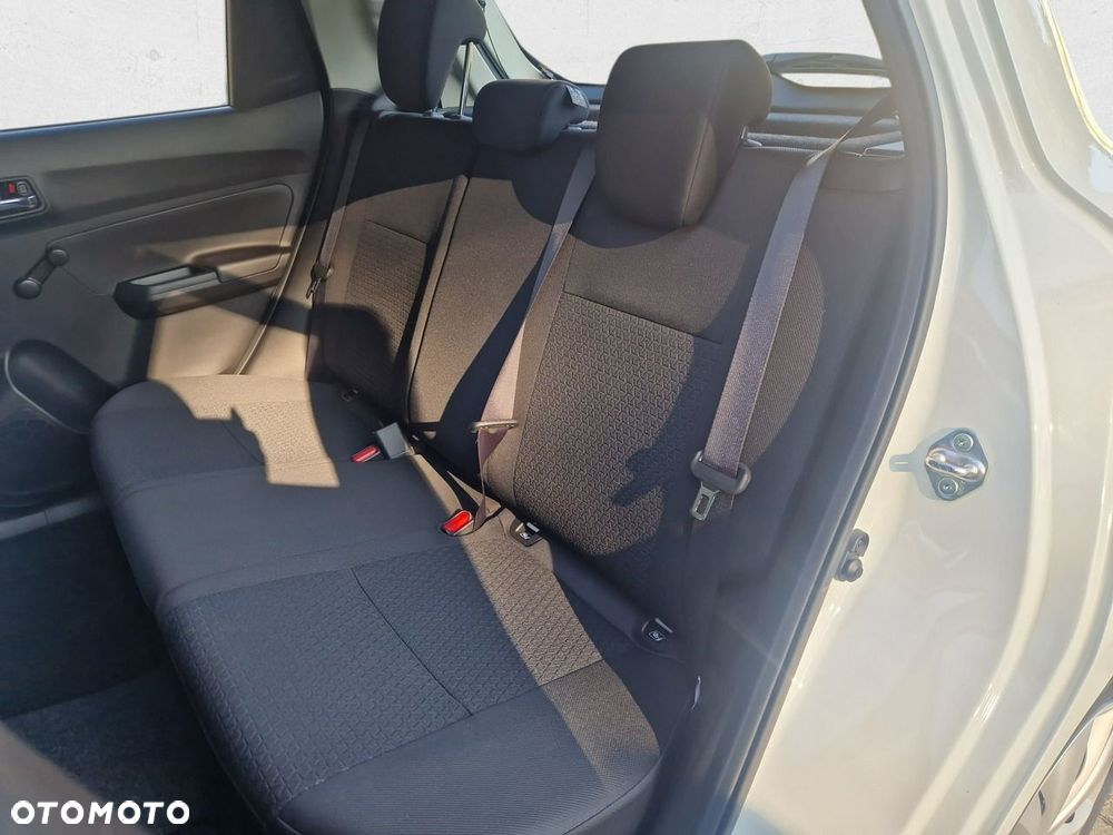 Suzuki Swift - 14