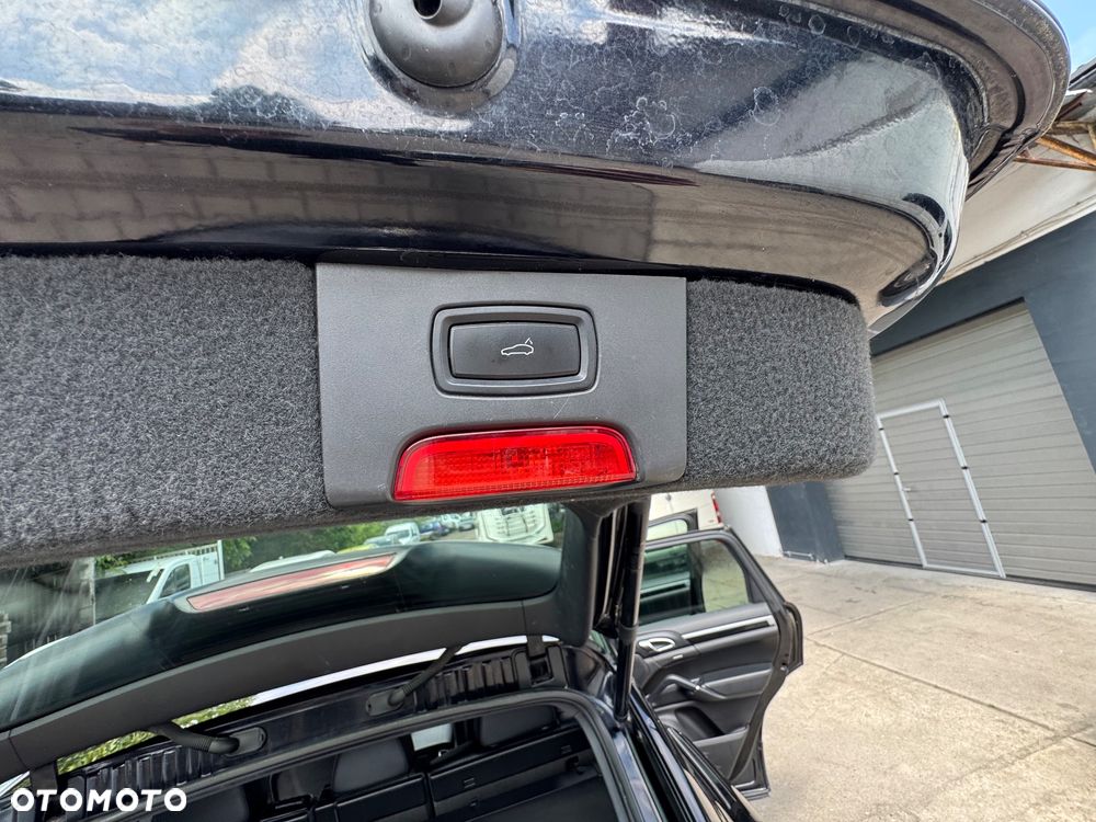 Porsche Cayenne S Tiptronic S - 27