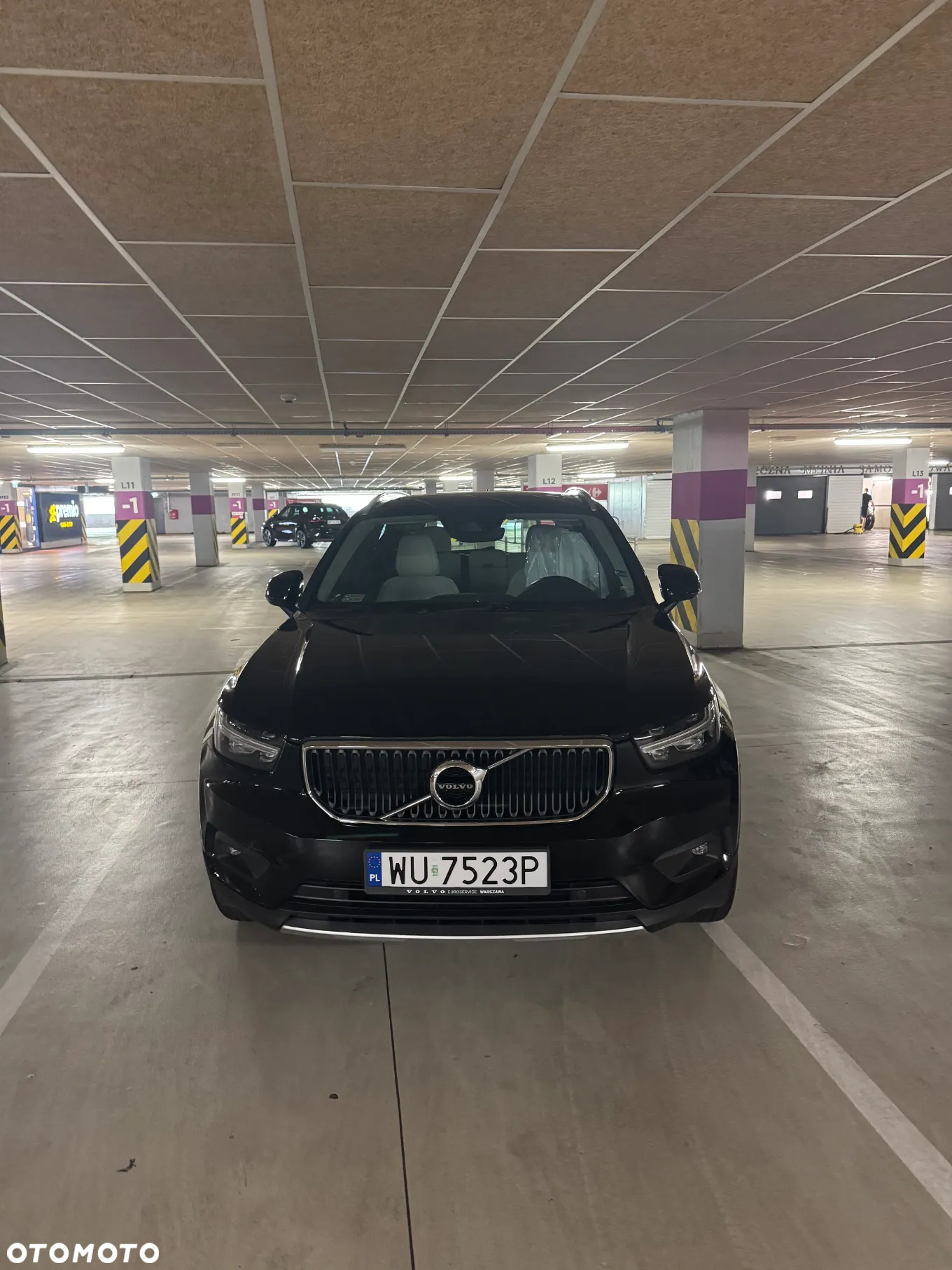 Volvo XC 40 T3 Momentum Pro - 2