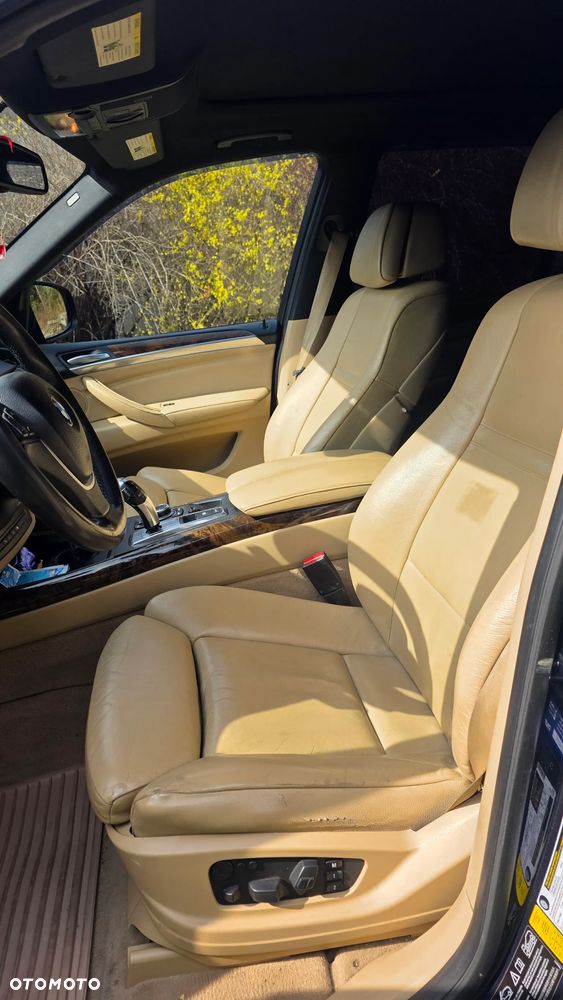 BMW X5 xDrive35d - 14