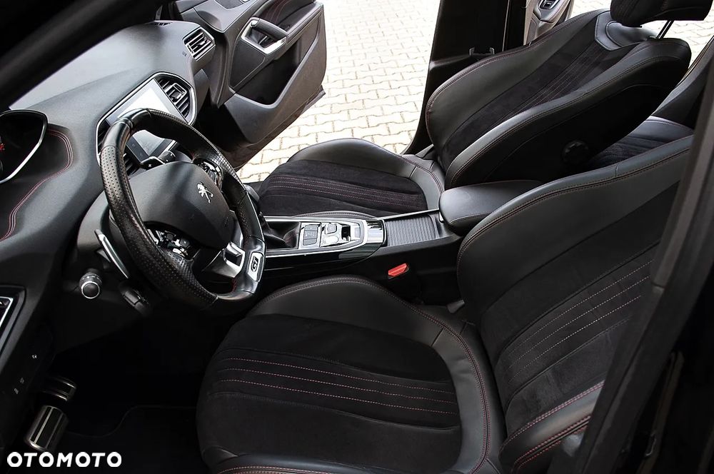 Peugeot 308 BlueHDi 180 EAT6 GT - 36