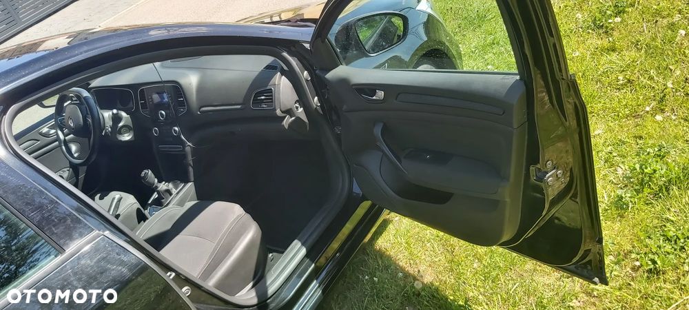 Renault Megane 1.6 SCe Intens - 7