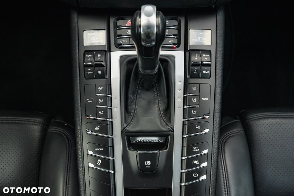 Porsche Macan - 22