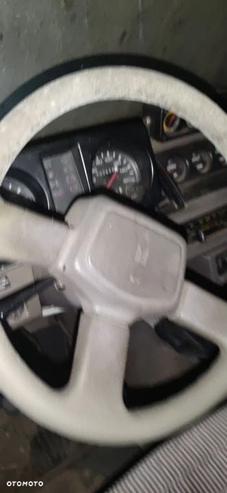 Isuzu Trooper - 4