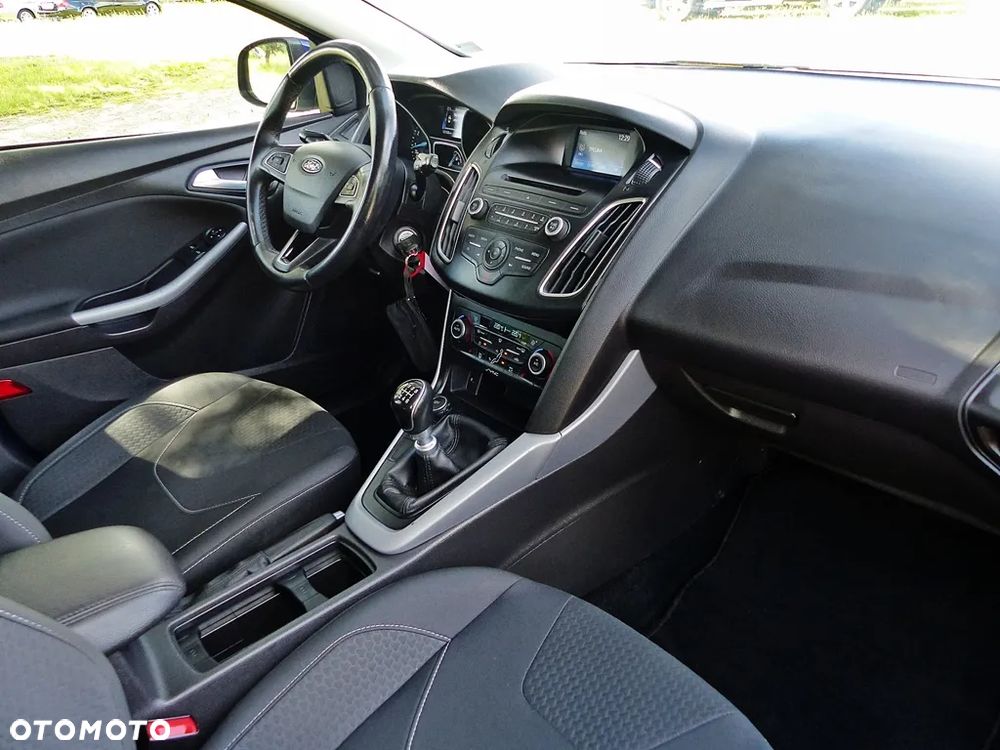 Ford Focus 1.0 EcoBoost Edition - 25
