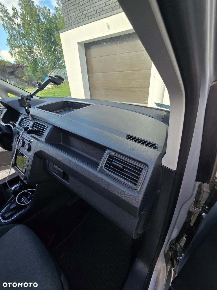 Volkswagen Caddy Maxi 2.0 TDI Comfortline DSG - 17